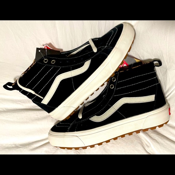 Vans Shoes - NWT - Vans SUEDE SK8-HI MTE-1 (Size 9.5 WOMENS)